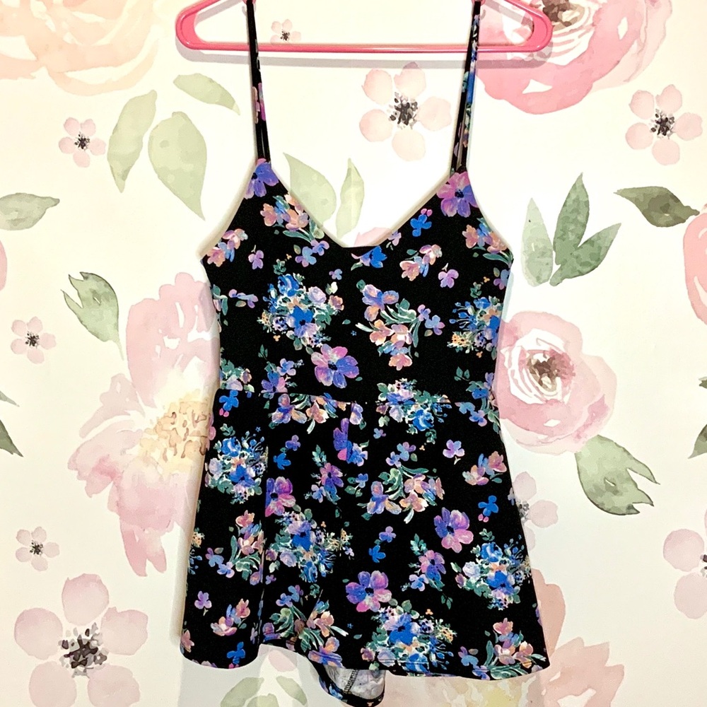 Dereck Heart Romper Black Watercolor Floral M Cute - Picture 2 of 3